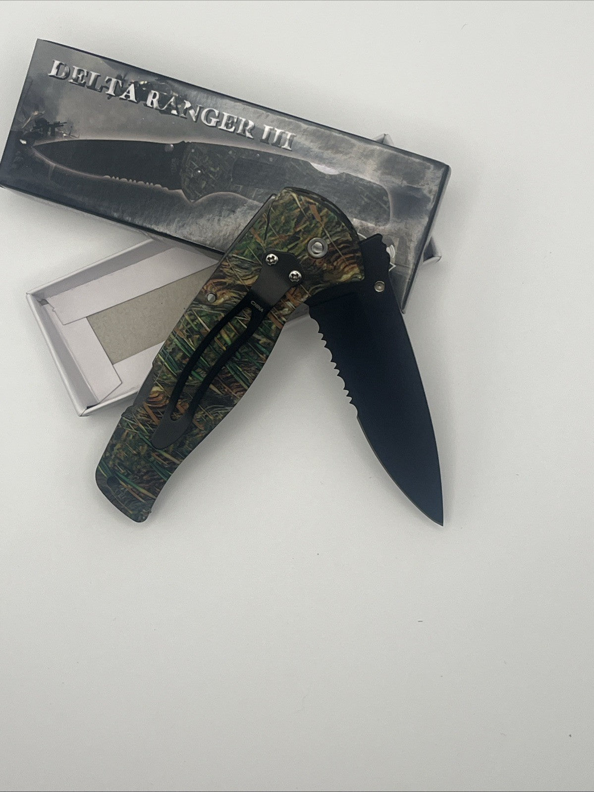 FROST CUTLERY DELTA RANGER III FOLDING KNIFE 18-808CAT