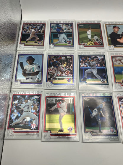 2004 TOPPS Chrome Baseball Card Lot (37)