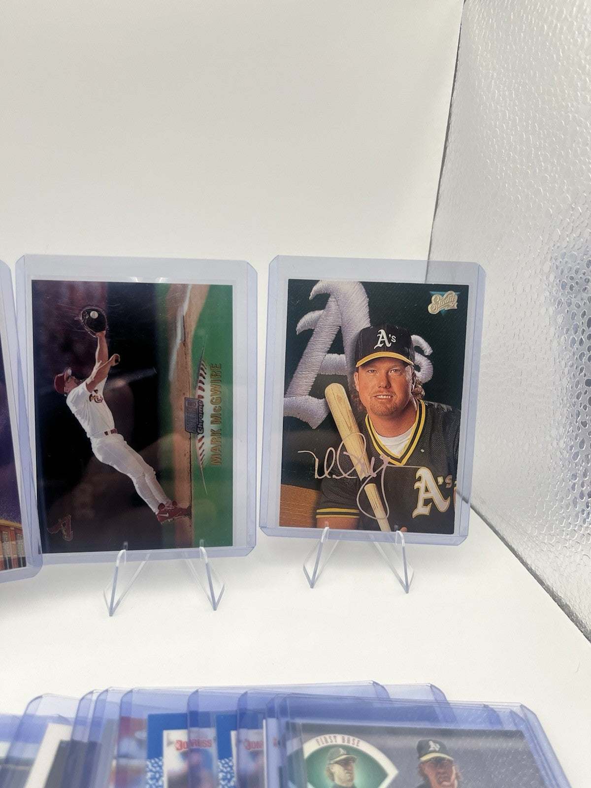 Mark McGwire Baseball Card Lot (37)