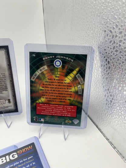 Randy Johnson Baseball Card Lot (18)