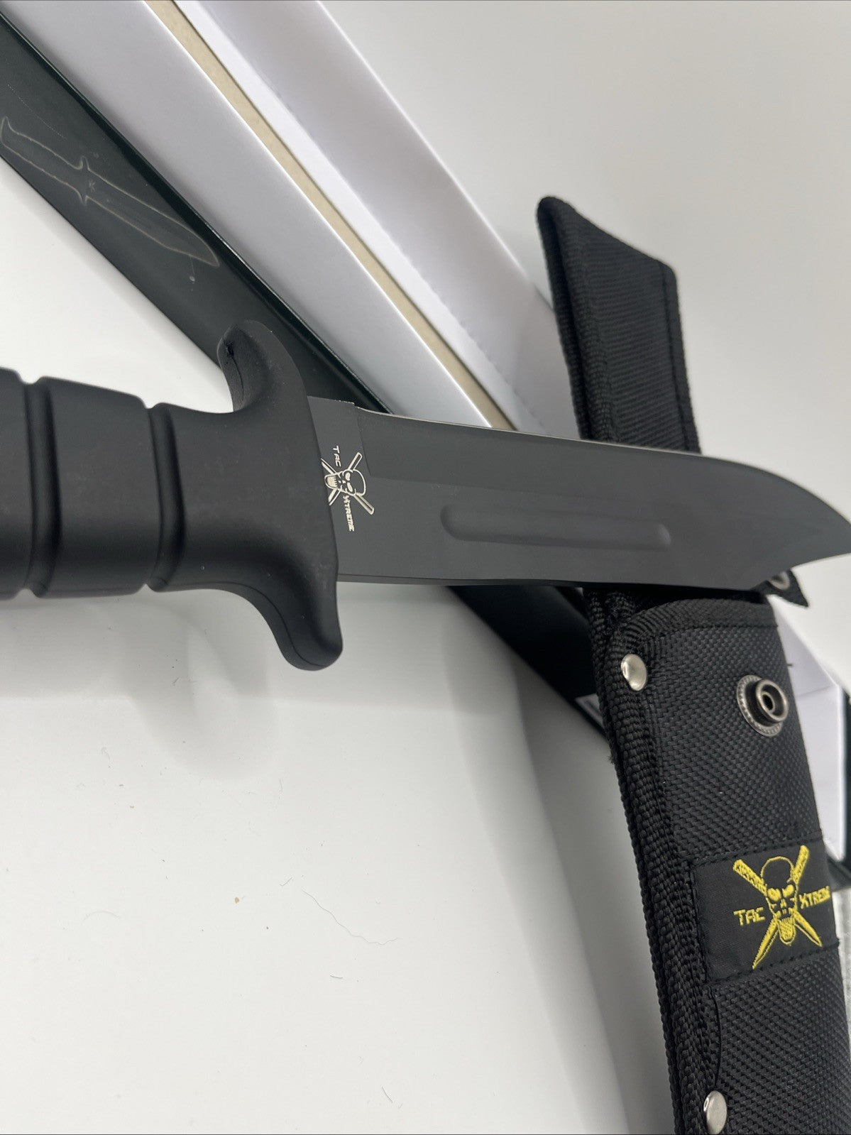 Dessert Bull 11.5” Fixed Blade W/Blood Groove Black Plastic Handle