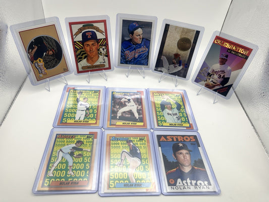 Nolan Ryan Baseball Card Lot (24)