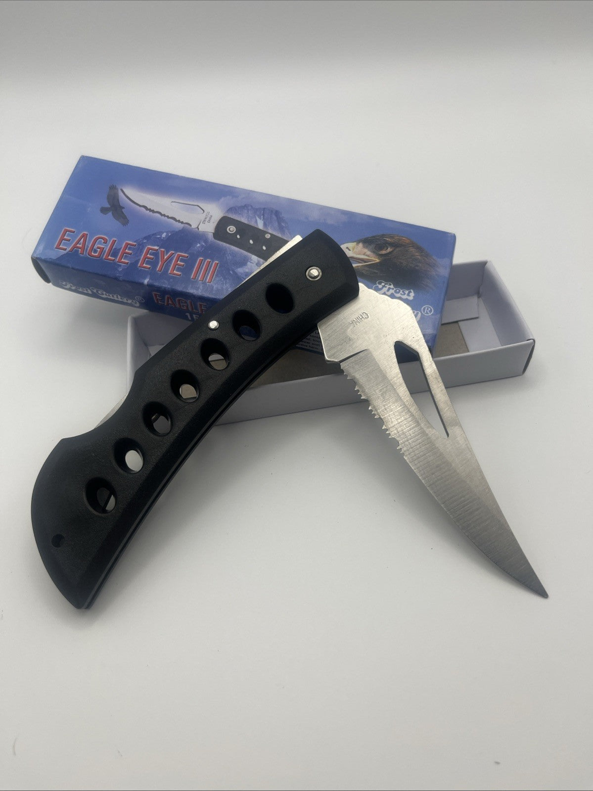 Pocket Knife Lock Back 5" New Eagle Eye III Half Serrated Frost Cutlery 15-109B