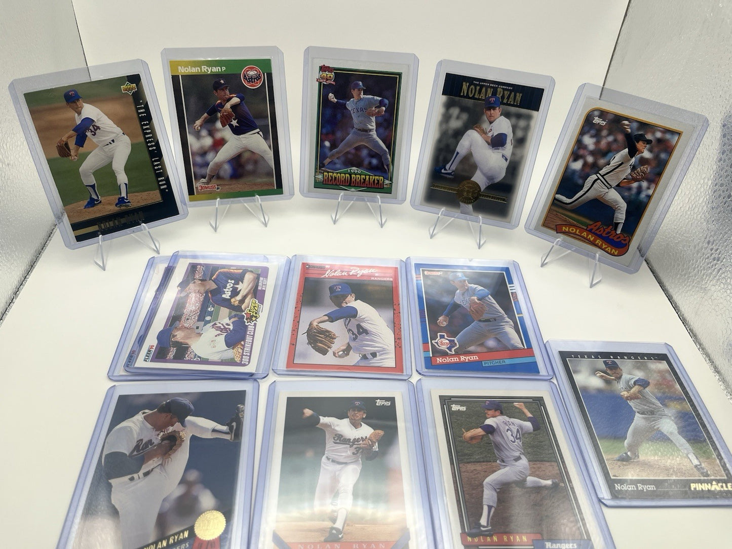 Nolan Ryan Baseball Card Lot (24)
