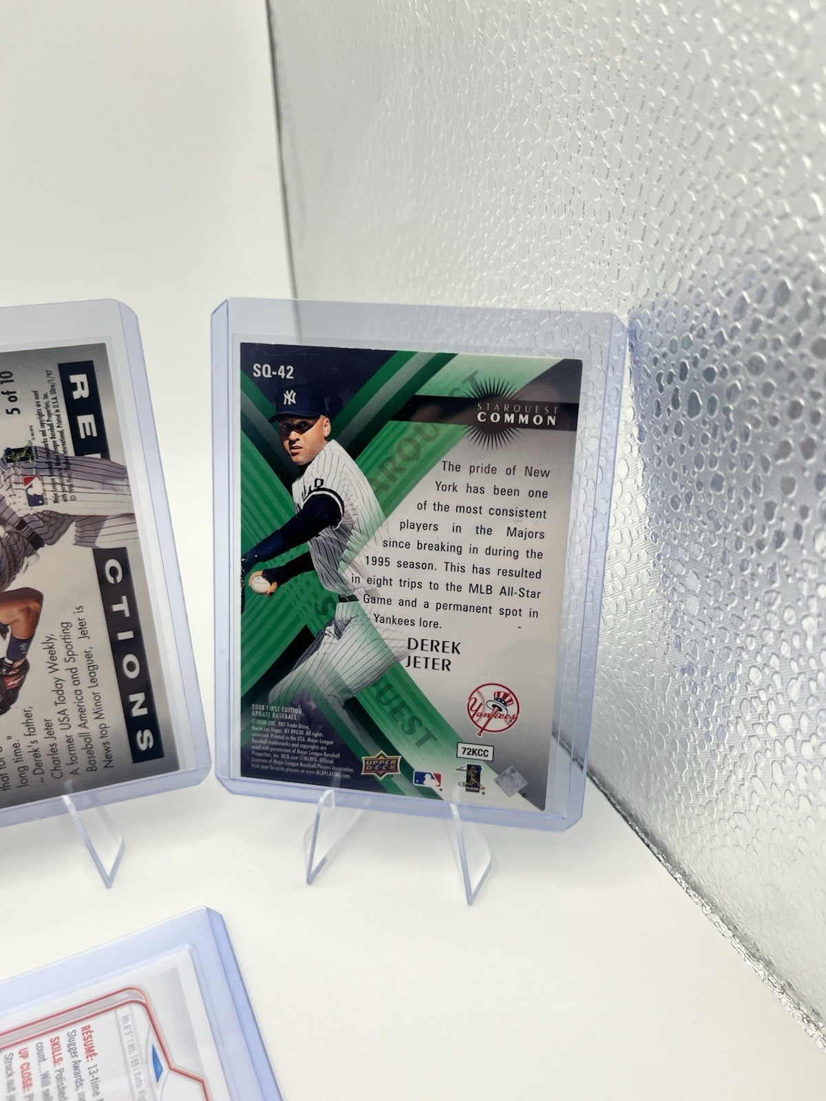 Derek Jeter Baseball Card Lot (14)