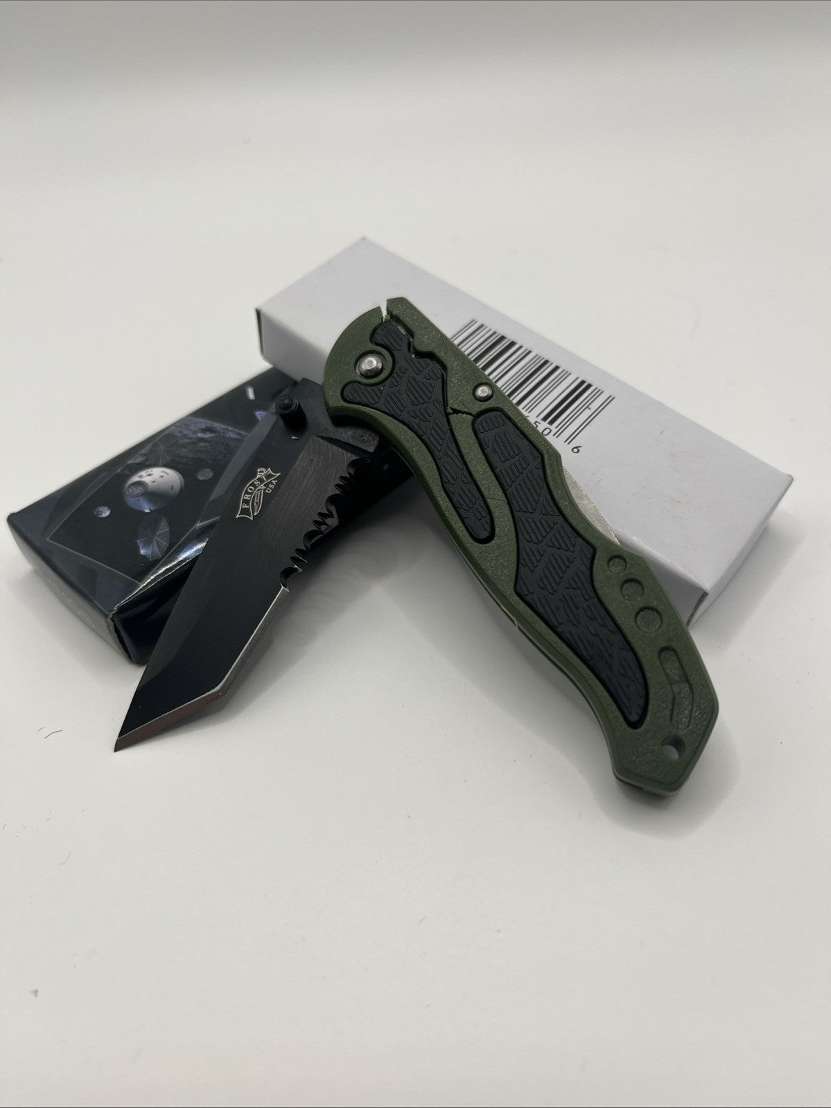 (11ct) Frost 18-471G/B 18471G/B 18471GB Tactical Folding Knife ~ Green & Black