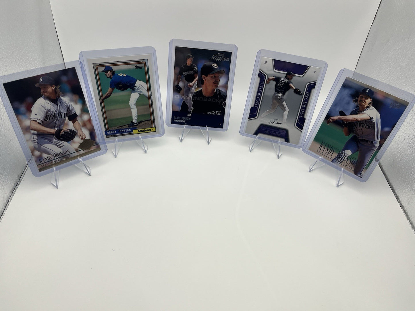 Randy Johnson Baseball Card Lot (18)