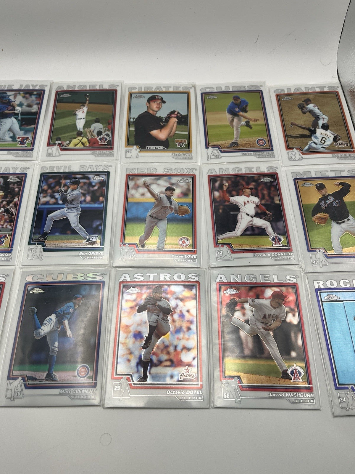 2004 TOPPS Chrome Baseball Card Lot (37)