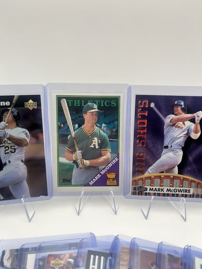 Mark McGwire Baseball Card Lot (37)