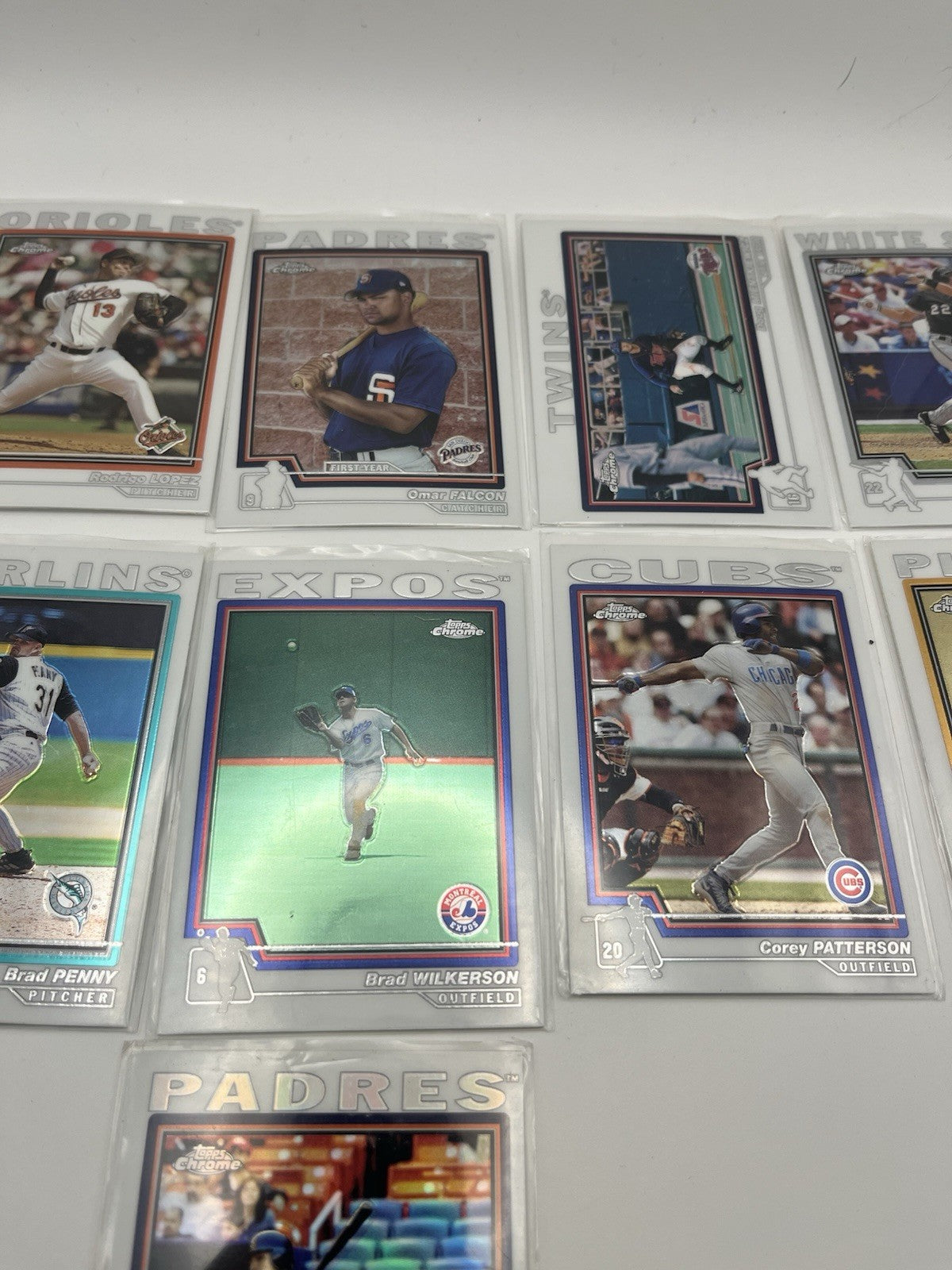 2004 TOPPS Chrome Baseball Card Lot (37)