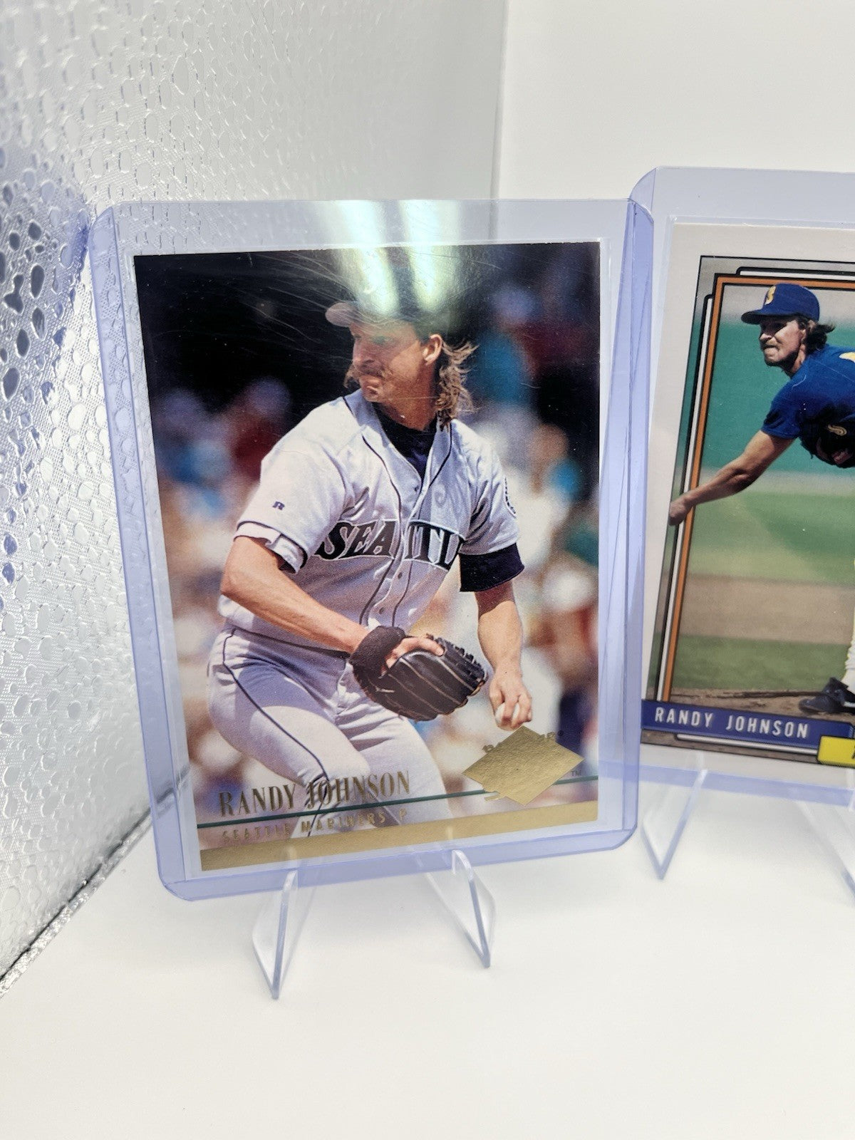 Randy Johnson Baseball Card Lot (18)