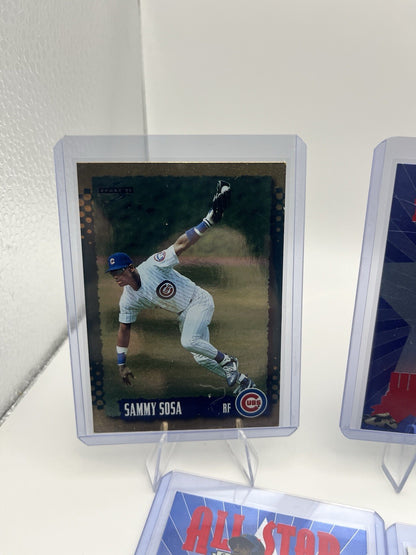 Sammy Sosa Baseball Card Lot (22)