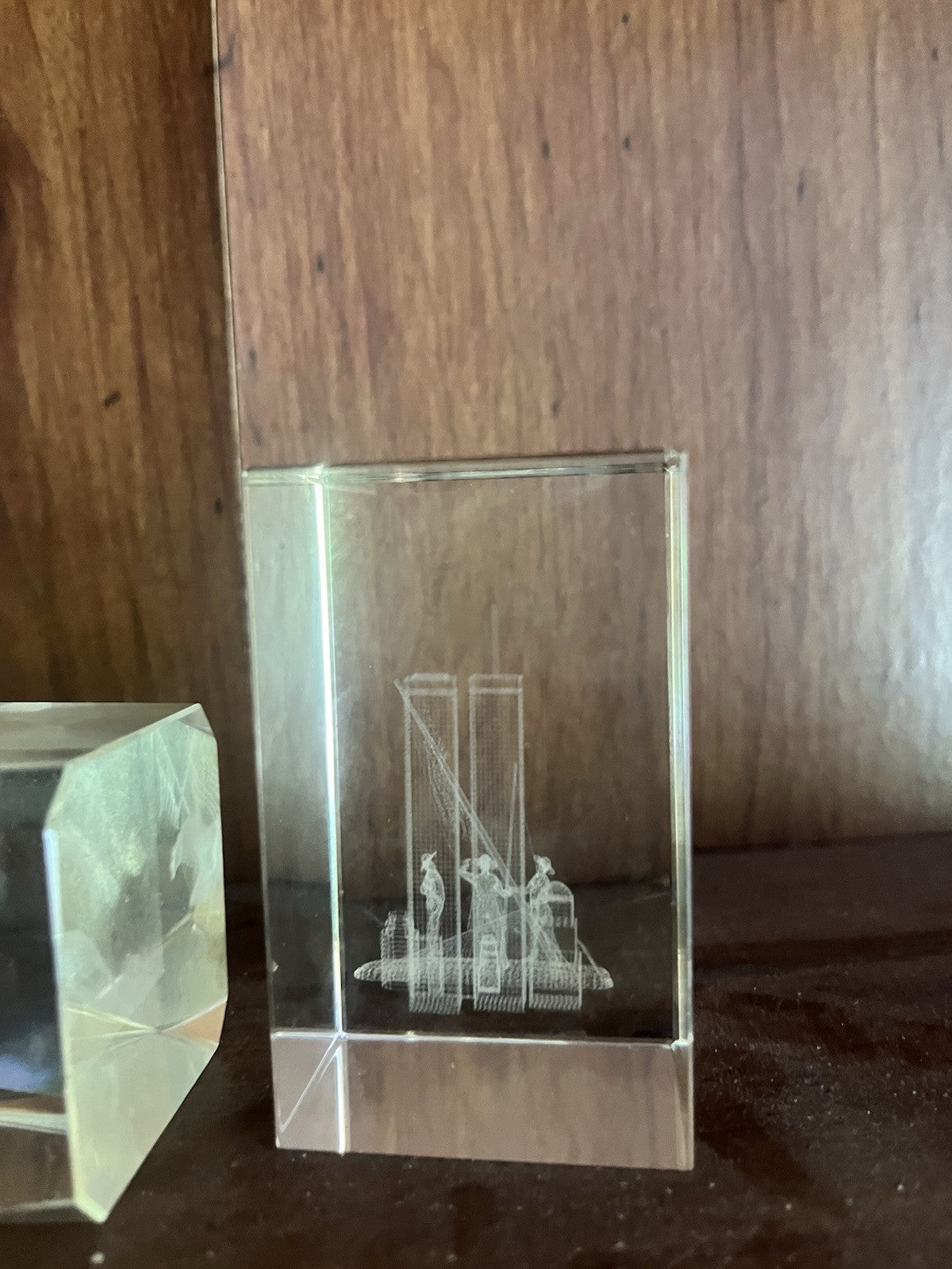 American / USA Glass Paperweights, 3ct