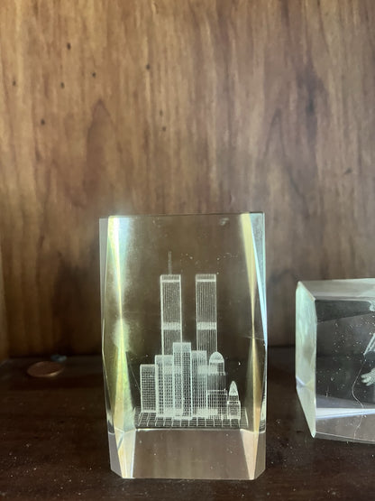 American / USA Glass Paperweights, 3ct